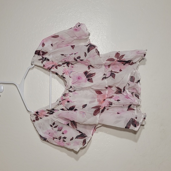 Flynn Skye - Athens Off the Shoulder Crop Top sz L, Scattered Roses Chiffon NWT - Picture 2 of 10